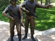Statue of Two Soldiers